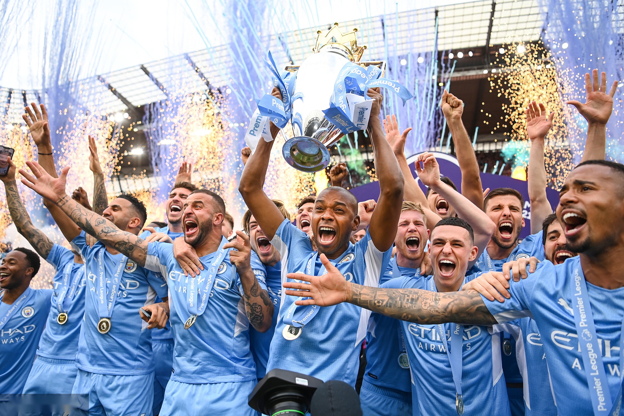 的失误更加 的失误更加